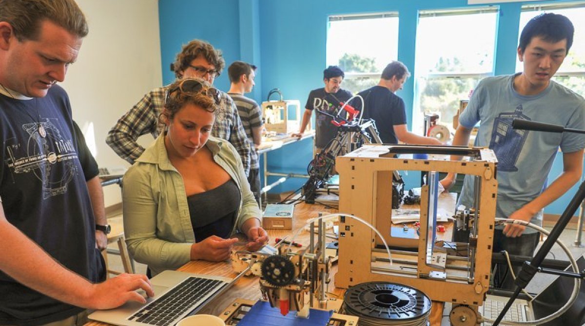 A hackathon for the 3D printing community.