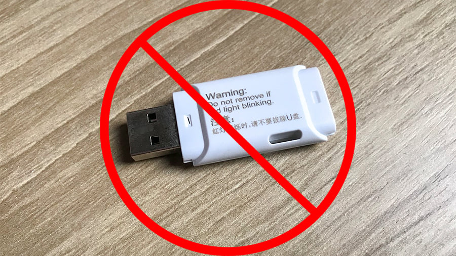 The USB stick included with the Photon is not considered to be the highest of quality
