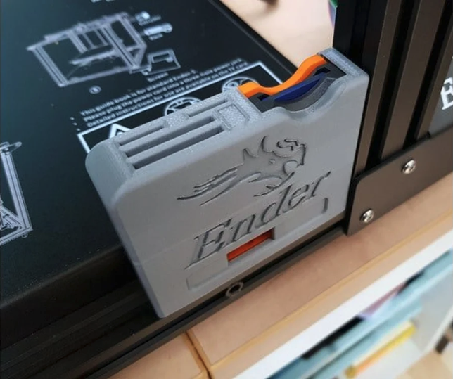 Imagen de Mejoras para la Creality Ender 5 que no te puedes perder: Carcasa para adaptador de tarjeta SD