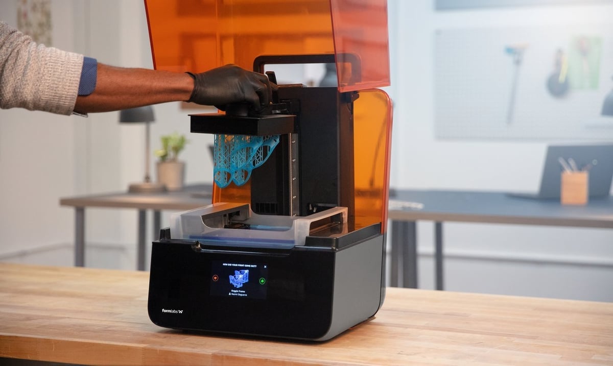 Image of 3D Printer Buying Guide: Where to Buy a 3D Printer & Which 3D Printer to Buy?: Should I Buy a Resin 3D Printer?