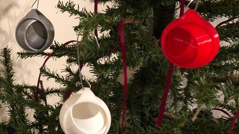 These orbital decorations are easy to print