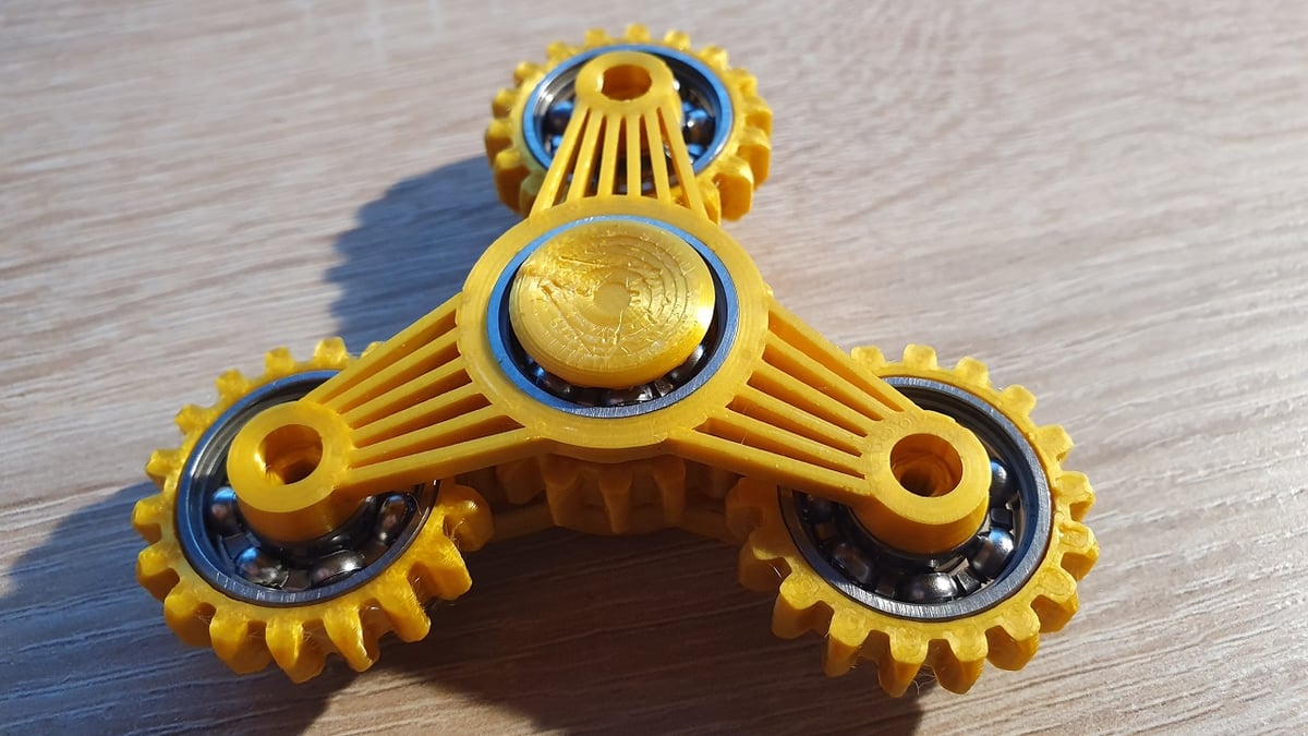 This planetary gear fidget spinner is sure to keep your friends occupied for hours