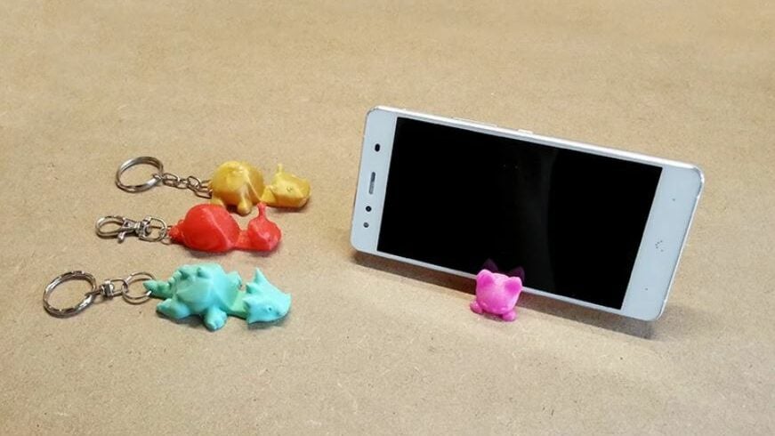 This phone stand on the go doubles as a keychain