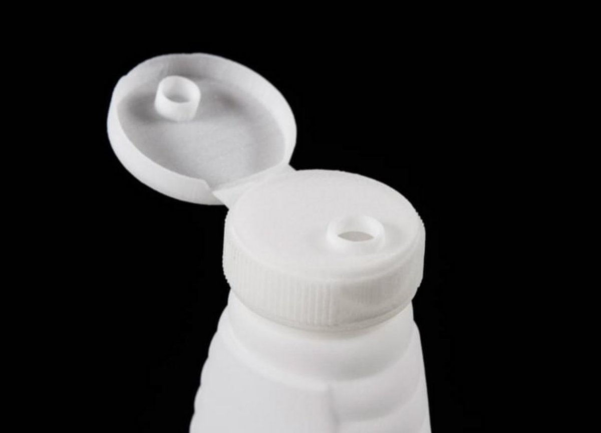 Being fatigue resistant and durable, polypropylene is ideal for making bottles