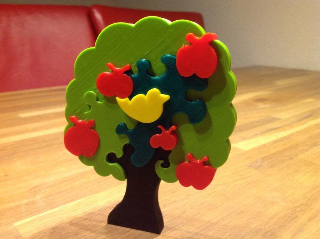 A fun apple tree for puzzle enthusiasts of all ages