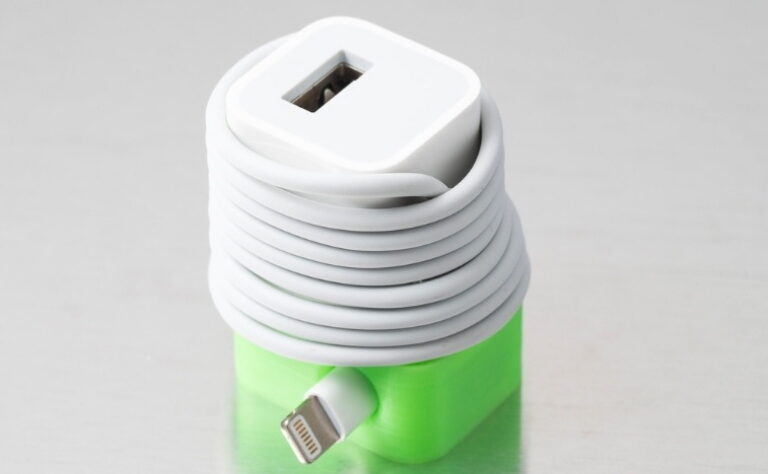 A small and portable charger bundle