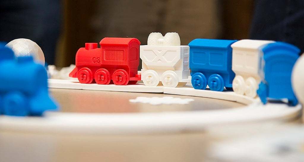 What a cute 3D printed toy train set!