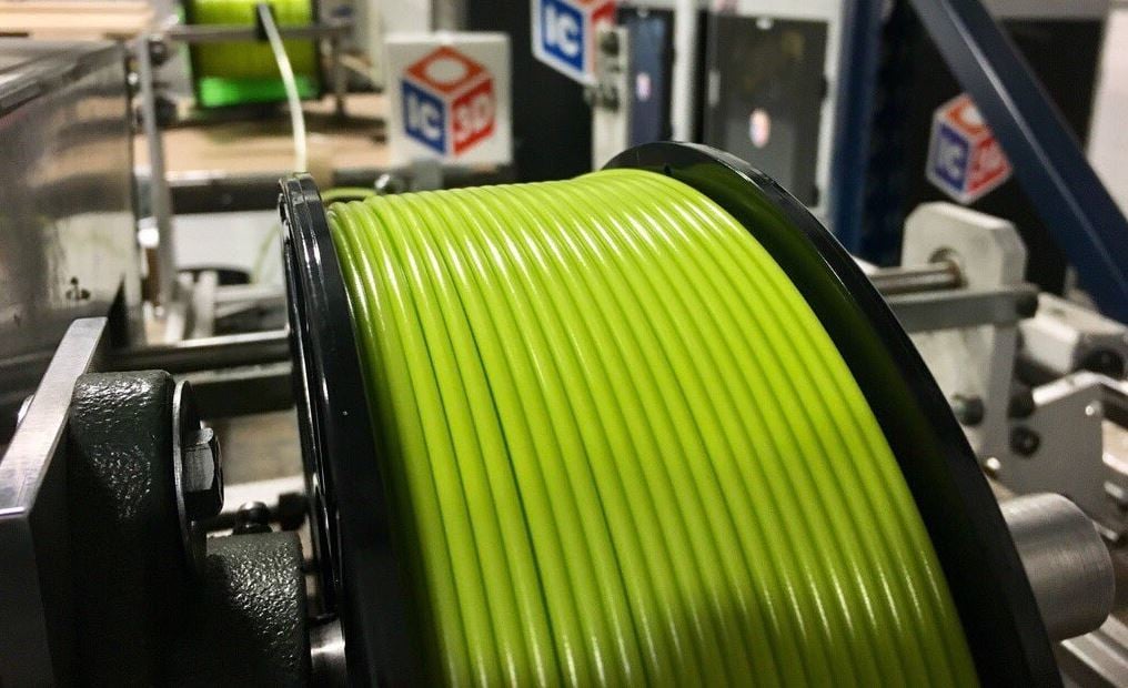 There are many different re-spooling devices, including high-quality automated options