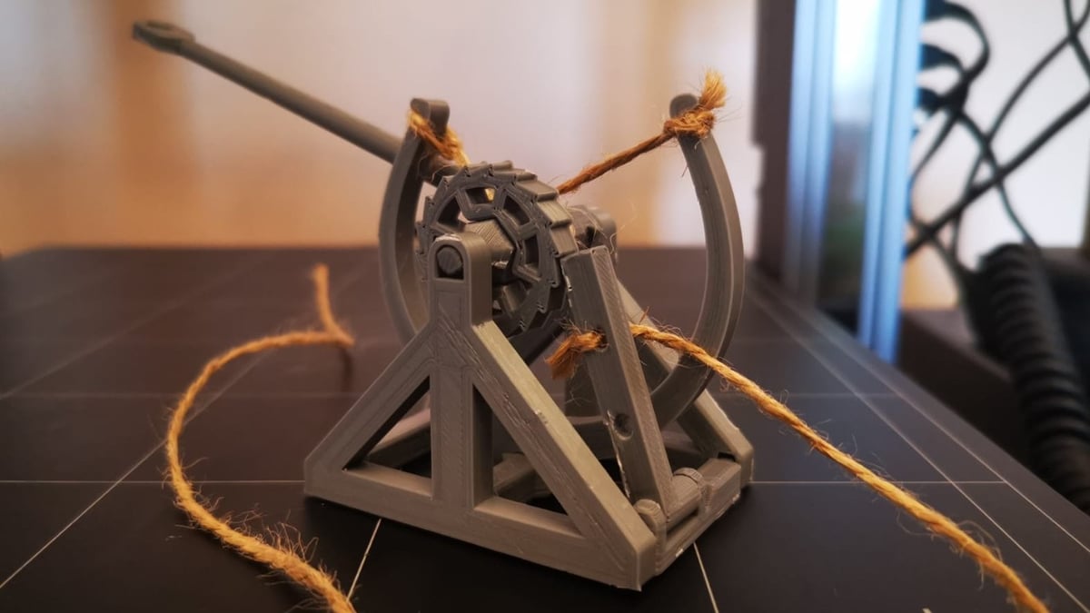This catapult needs no glue, just a bit of wire to assemble