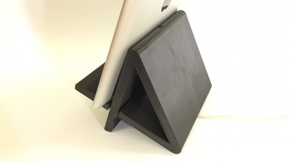 Rotate the stand in order to hold the tablet at different angles