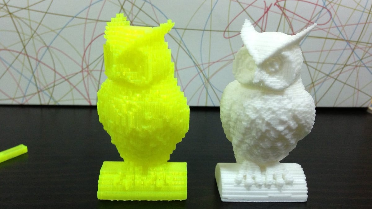 This owl comes in 8-bit (left) and 16-bit (right) versions