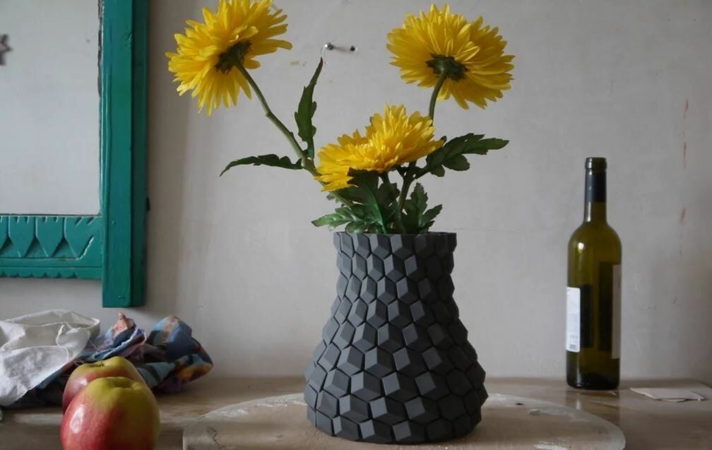 This vase was designed in Blender