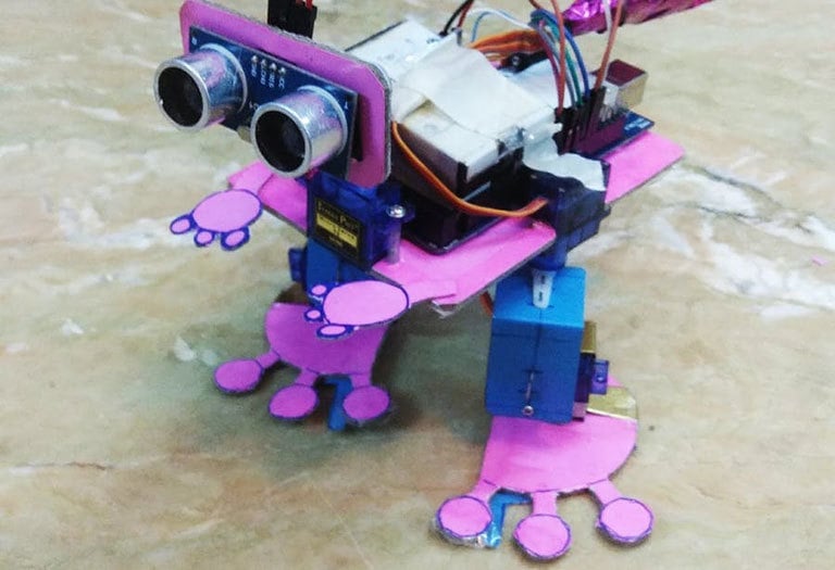 A biped robot created with an Arduino Mega 2560