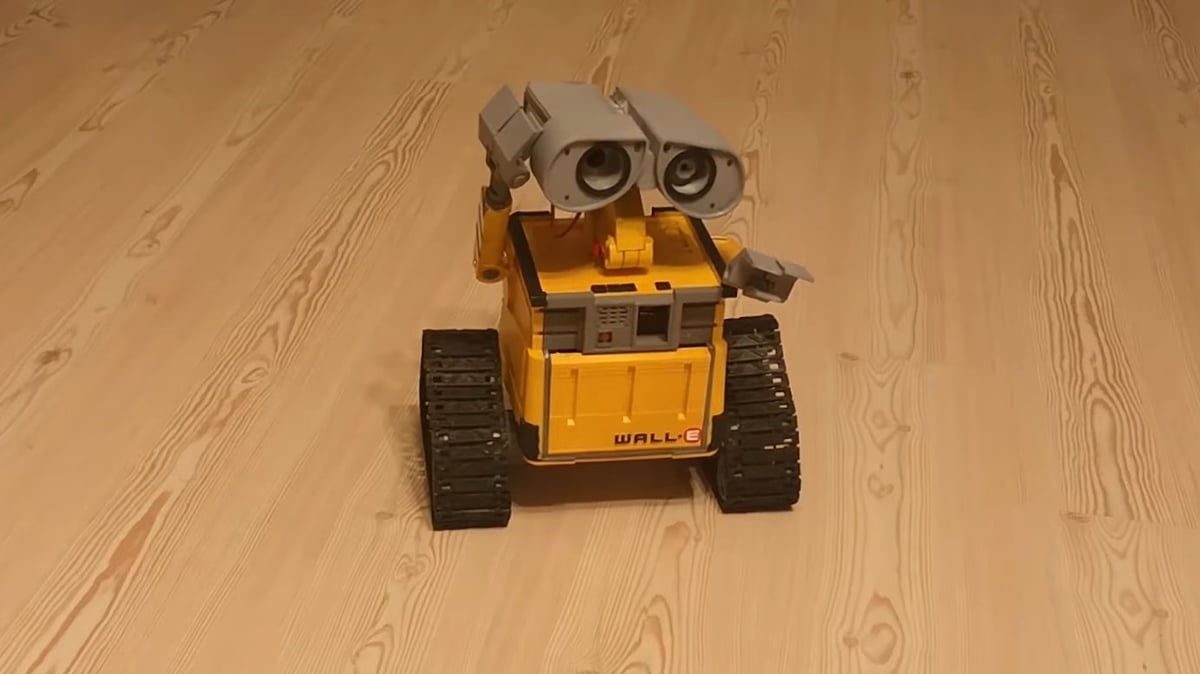 STL file WALL-E ARDUINO ROBOT 🤖・3D print design to download・Cults