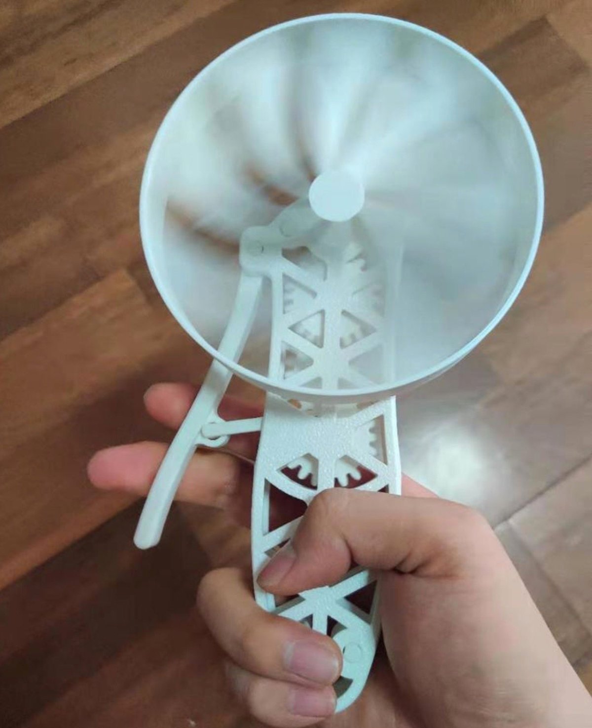 Photo de Idées d'impression 3D / Objets 3D à imprimer en 3D: Mini ventilateur manuel