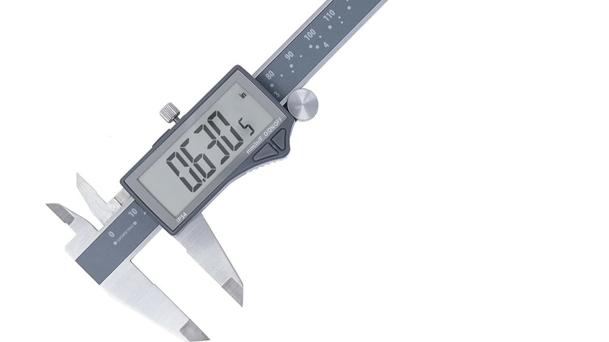 The large display on this caliper is easy to read