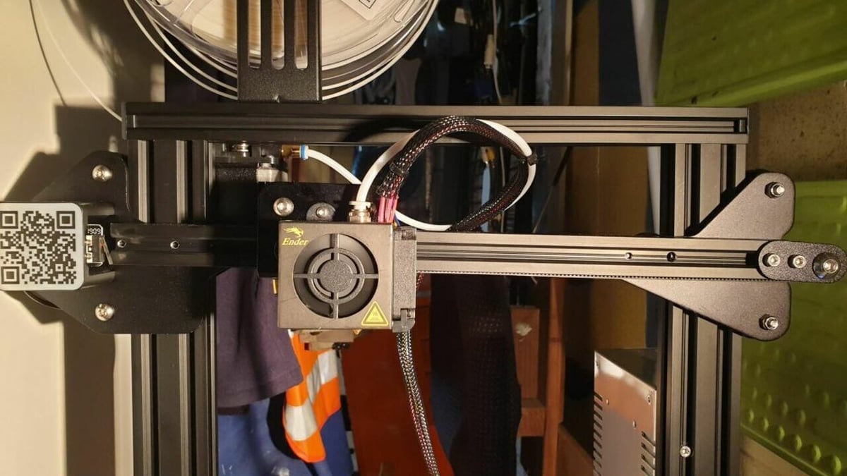 A misaligned gantry can make leveling your printer's build plate difficult