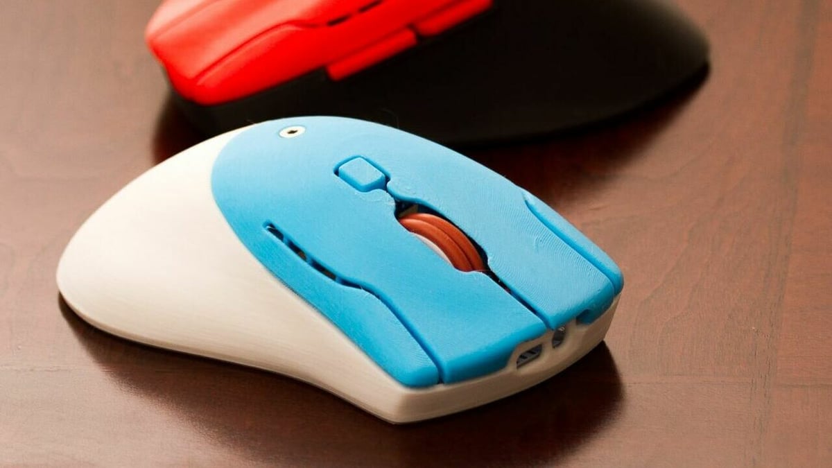 The mouse has a DPI adjustment button