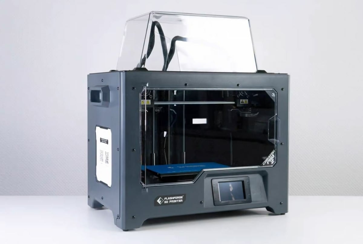 The Creator Pro 1 and 2 are both dual extruder 3D printers