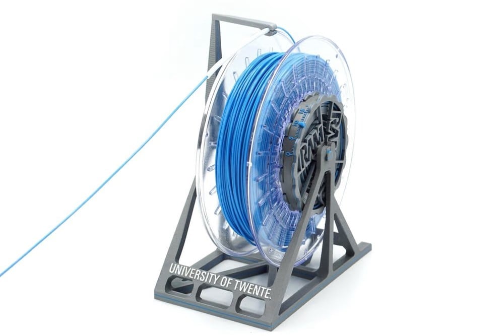 The Universal Auto-Rewind with its filament guide