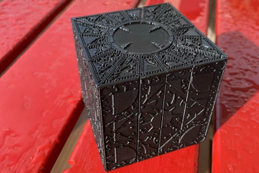 This Hellraiser puzzle box prints in one piece