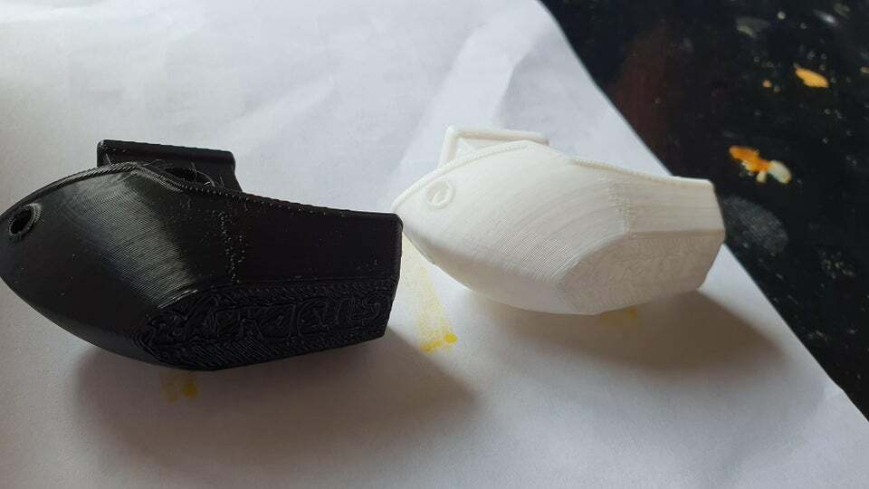 Z-seam artefacts on a Benchy Hull