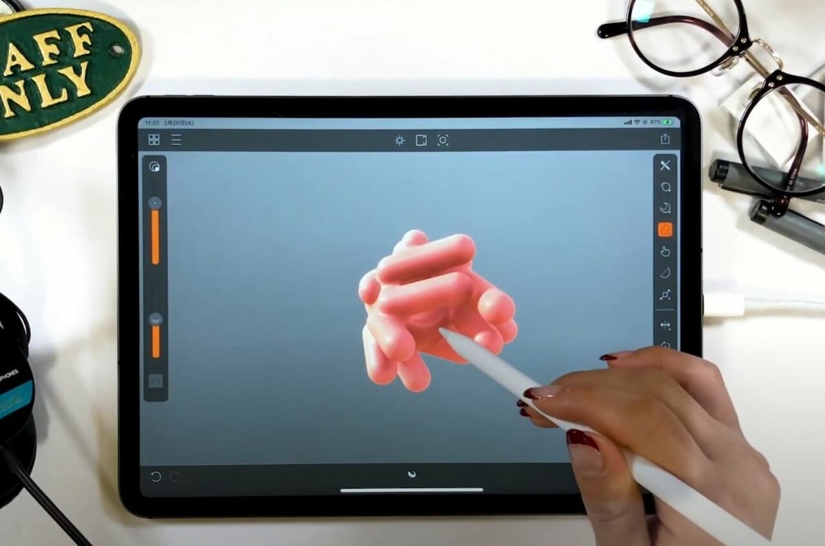 Putty 3D allows you to adjust the impact of the available sculpting brushes