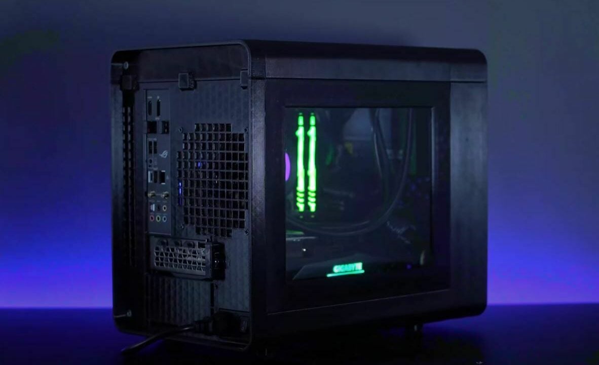 You can put up to four HDDs and six case fans on this PC case