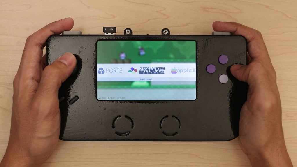 The Super Game Pi has a huge 5-inch screen!