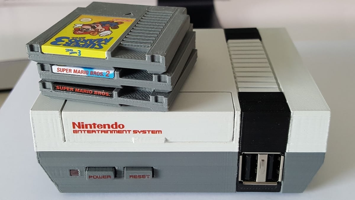 The MiniNES allows you to store games in 3D printed cartridges!