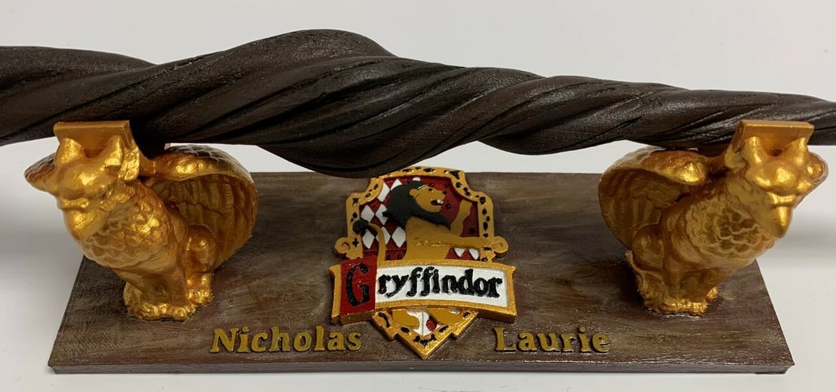 A proper decoration to display your wand