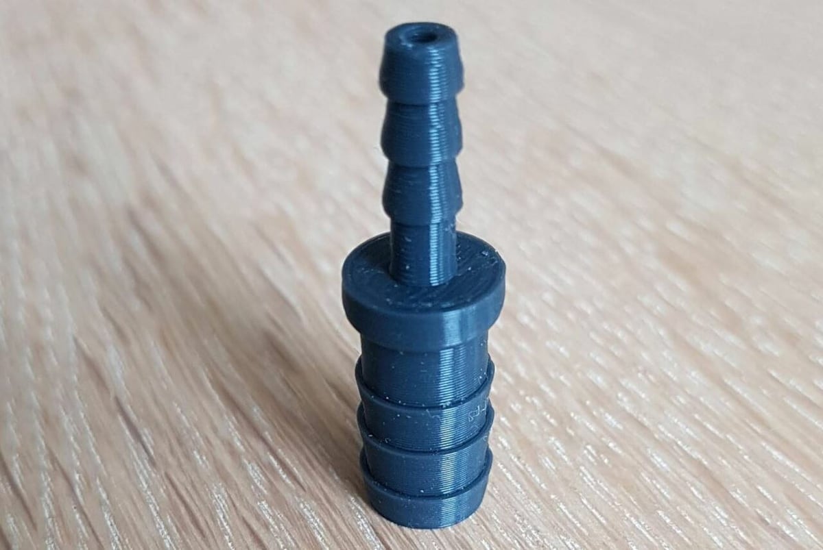 You can customize this hose adapter to fit whatever tubing you want