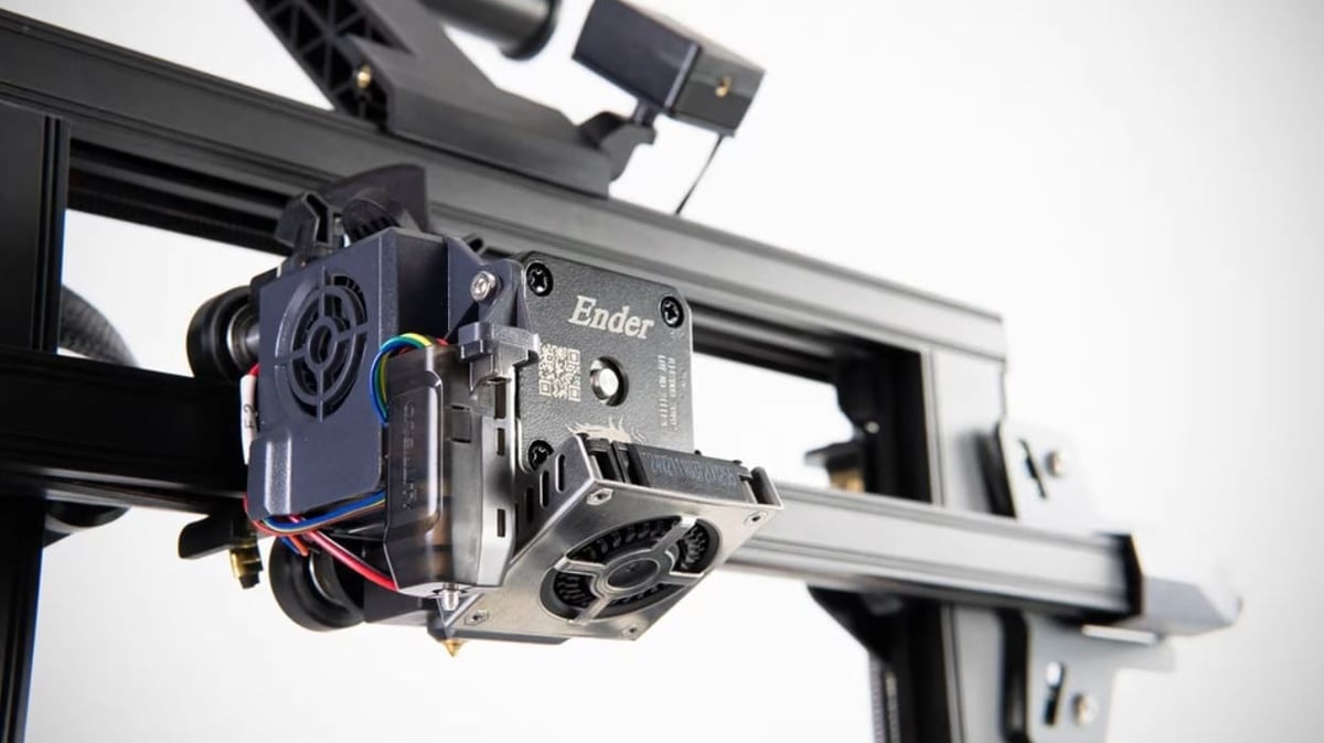 The Creality Sprite has a built in direct drive extruder with a powerful 3.5:1 gear ratio