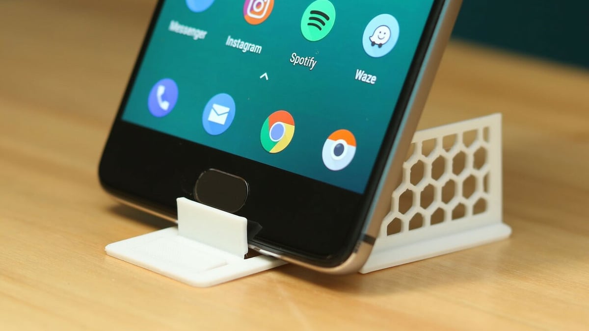Pocket-sized phone support