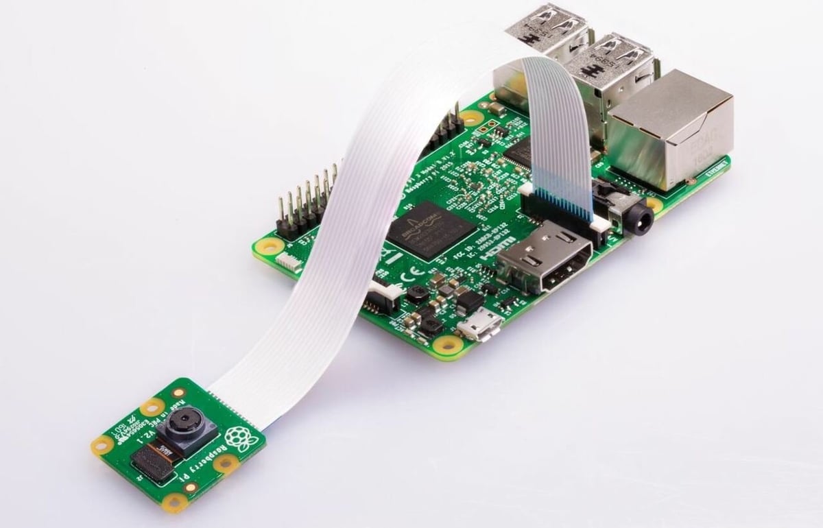 The Raspberry Pi Camera Module 2 uses a CSI ribbon cable port