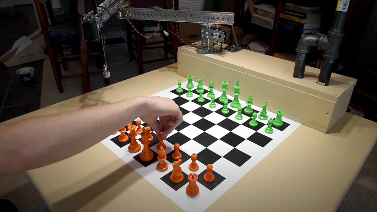 An open-source, chess-playing robot