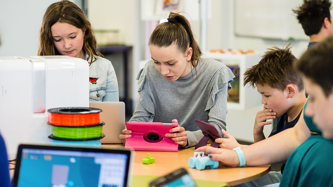 Elementary school teachers use 3D printer to make student