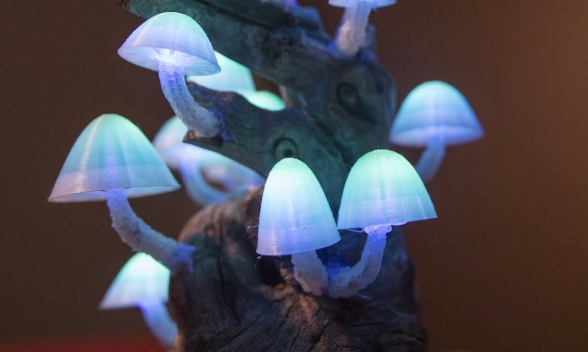 Glowing filament case be used to mimic bioluminescence.