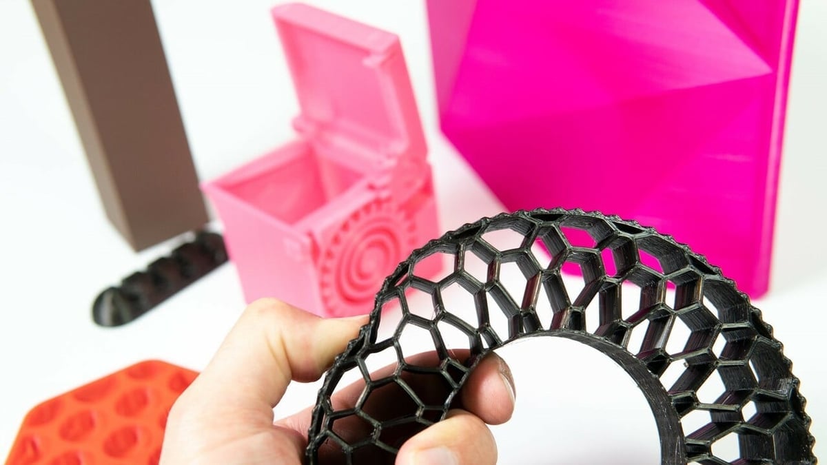 Bild von 3D-Drucker-Materialien – Der ultimative Leitfaden: TPU, TPE, TPC: Flexibel