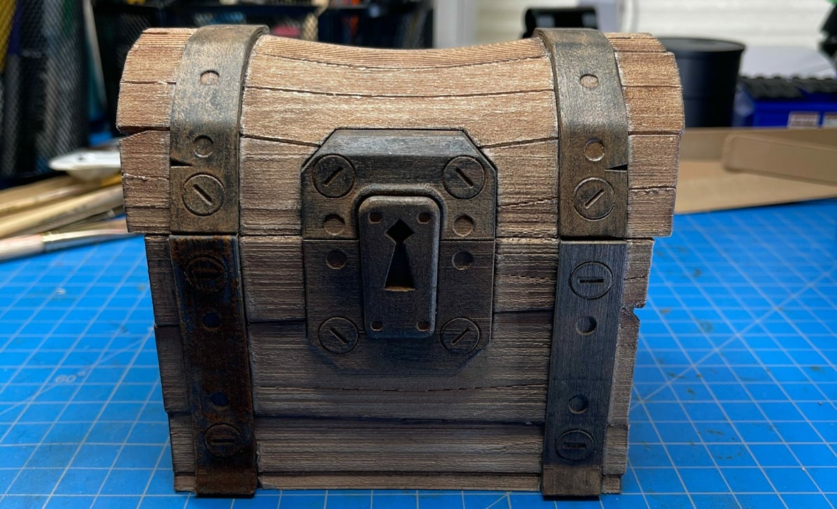 A cute treasure chest printed with Eryone Wood PLA