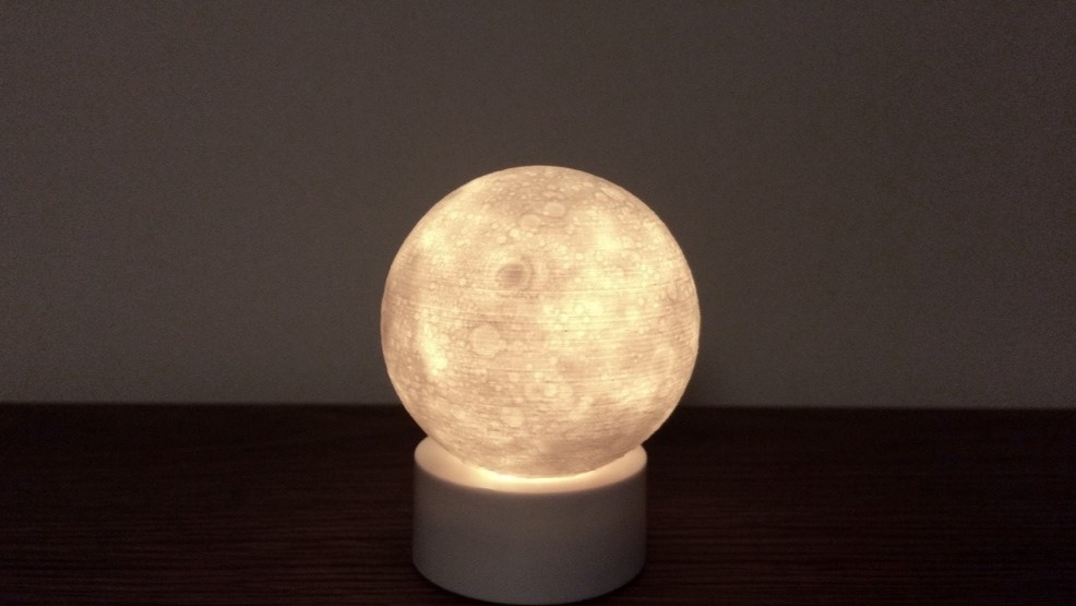 Image of: 17. Moon Lamp