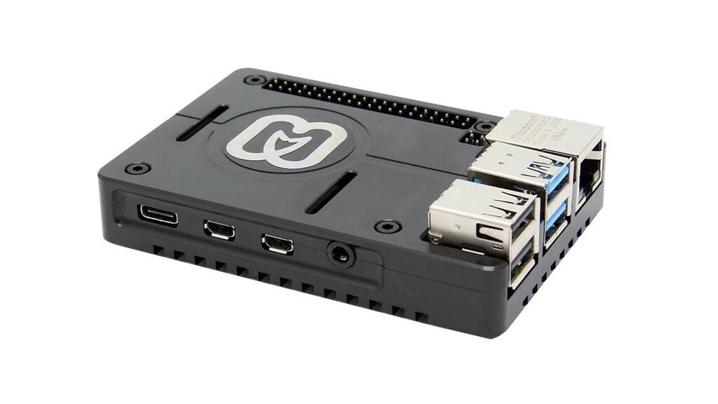 Geekworm has a huge range of Raspberry Pi cases and accessories