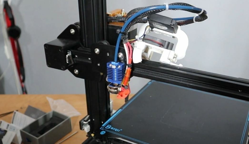 Print a mounting plate to attach the Dragon BMS to the Ender 3's carriage