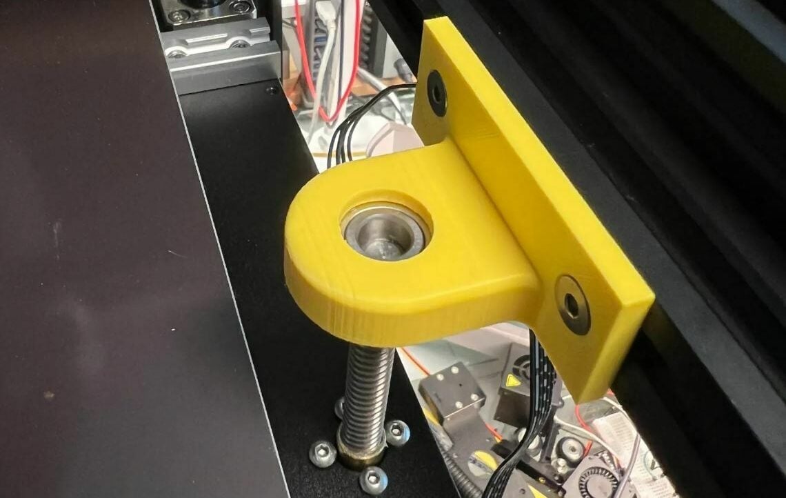 You can make this Z-axis stabilizer with a bearing, two screws, and a 3D printed part