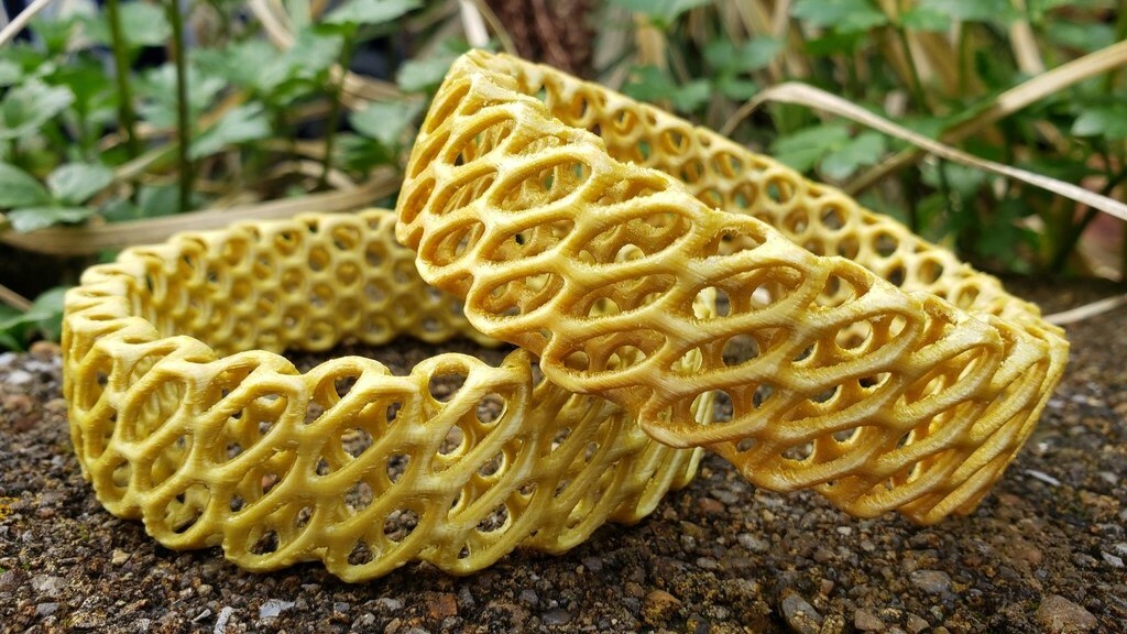 3D printing is ideal for custom jewelry pieces