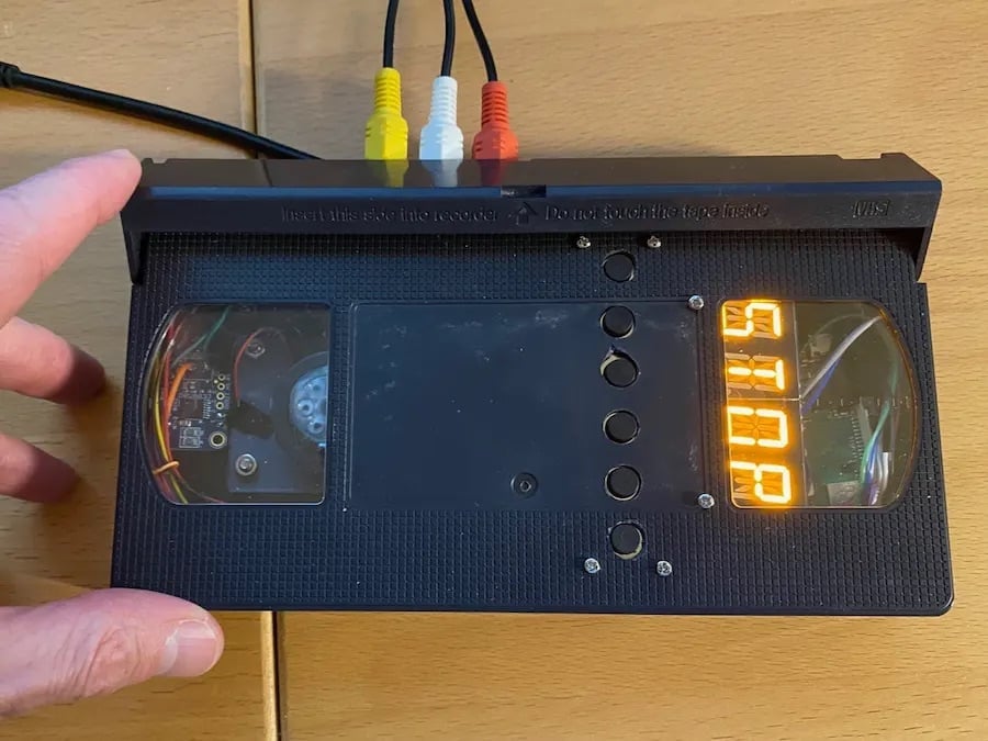 Image of Cool Raspberry Pi Projects: VHS Cassette Recorder