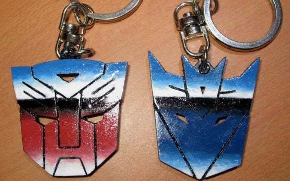 These keychains are sharp and simple enough for a beginner to print