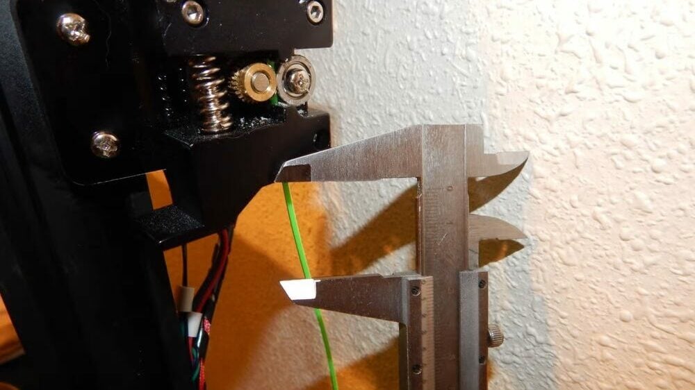 Measure from the extruder entrance