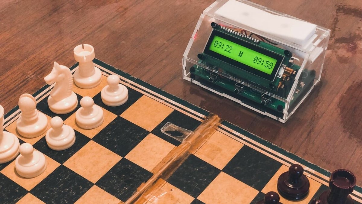 It's a digital chess clock made with an Arduino Nano