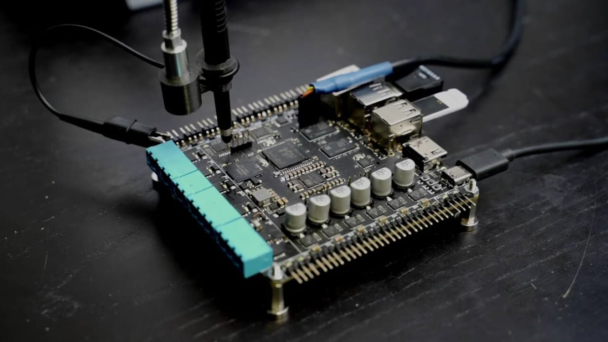 The Recore controller board with onboard TMC2209